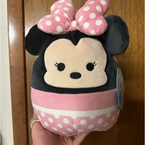New with tags Minnie Mouse squishmellow